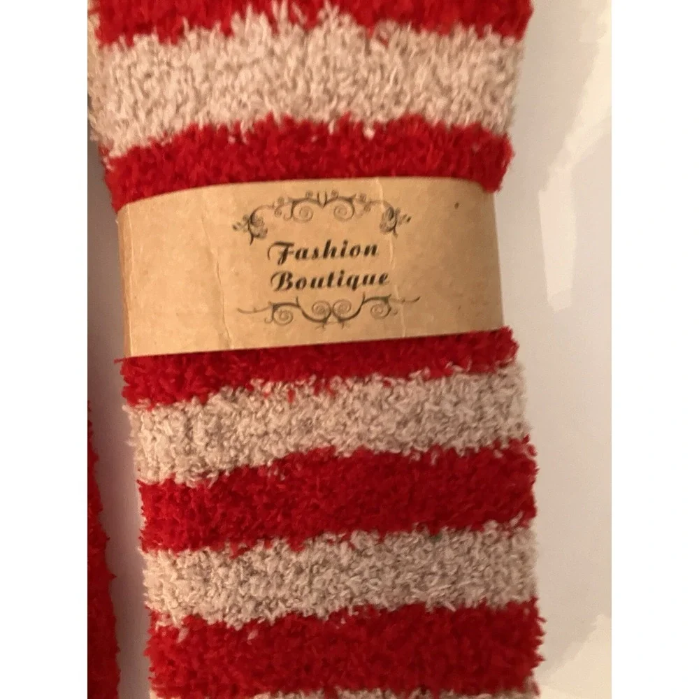 NWT 3 Pr Women's Christmas Socks Cozy Bootie Stretch Santa reindeer Size Med